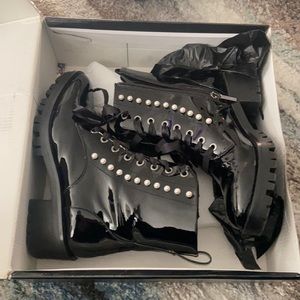 Black Karl lagerfeld boots